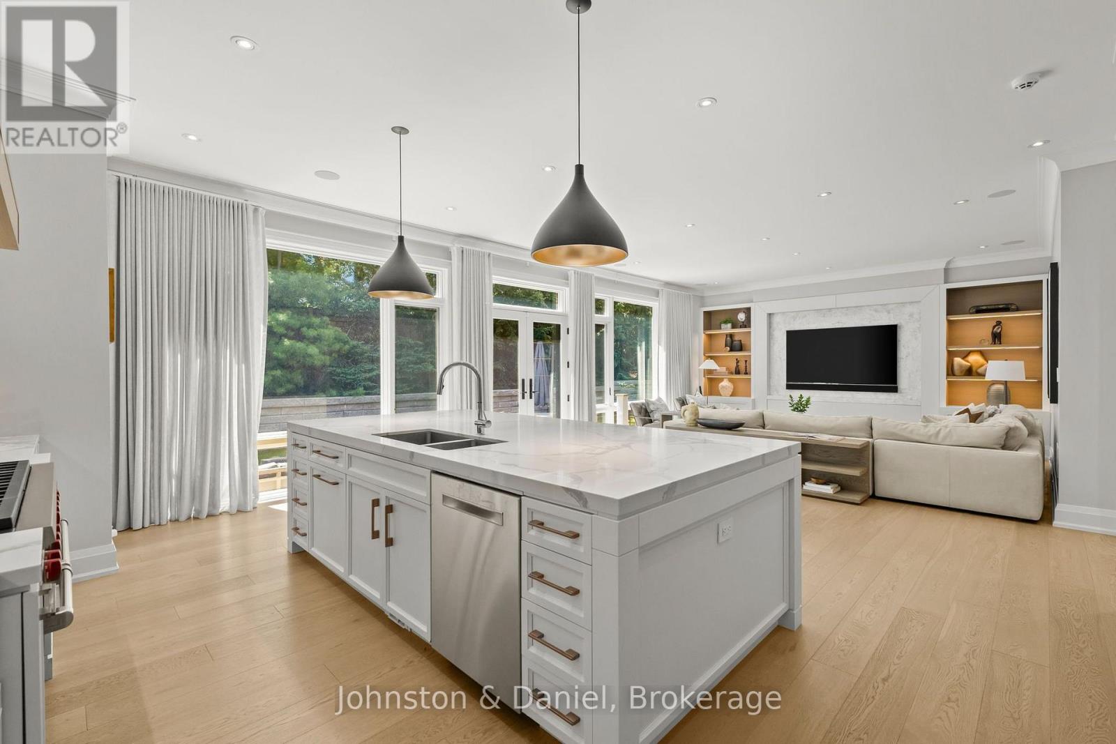 5 Pine Forest Road Property Photo 15
