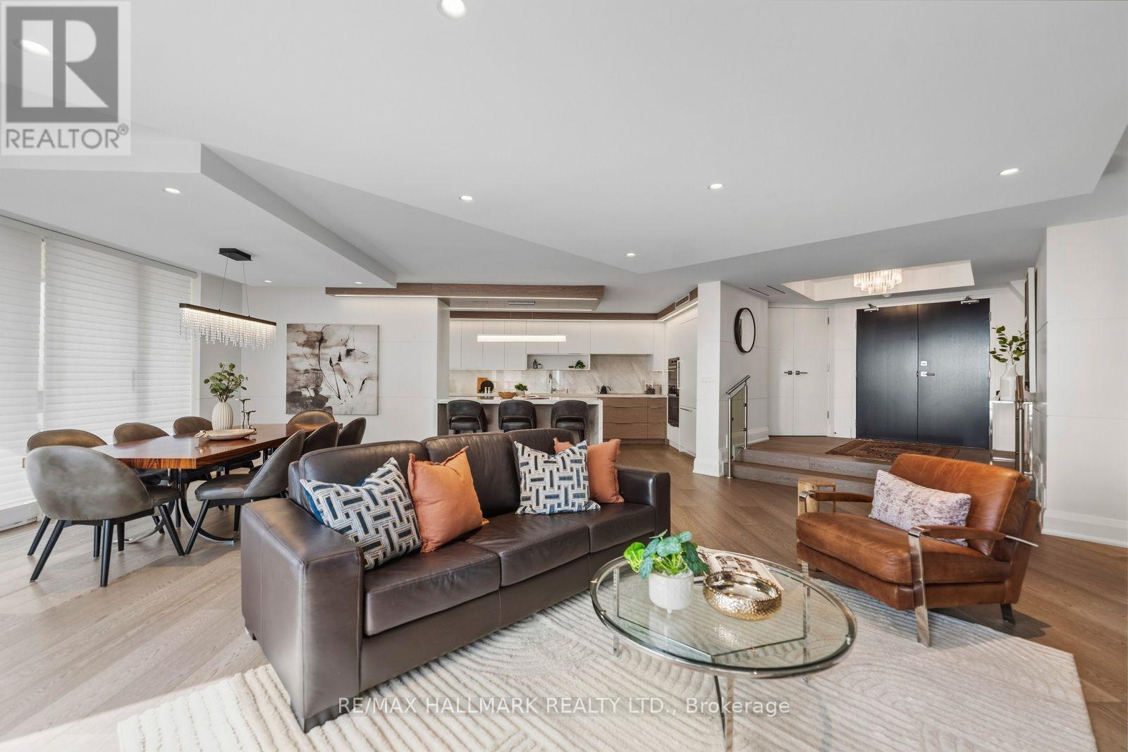 1401 - 240 HEATH STREET W Property Photo 1