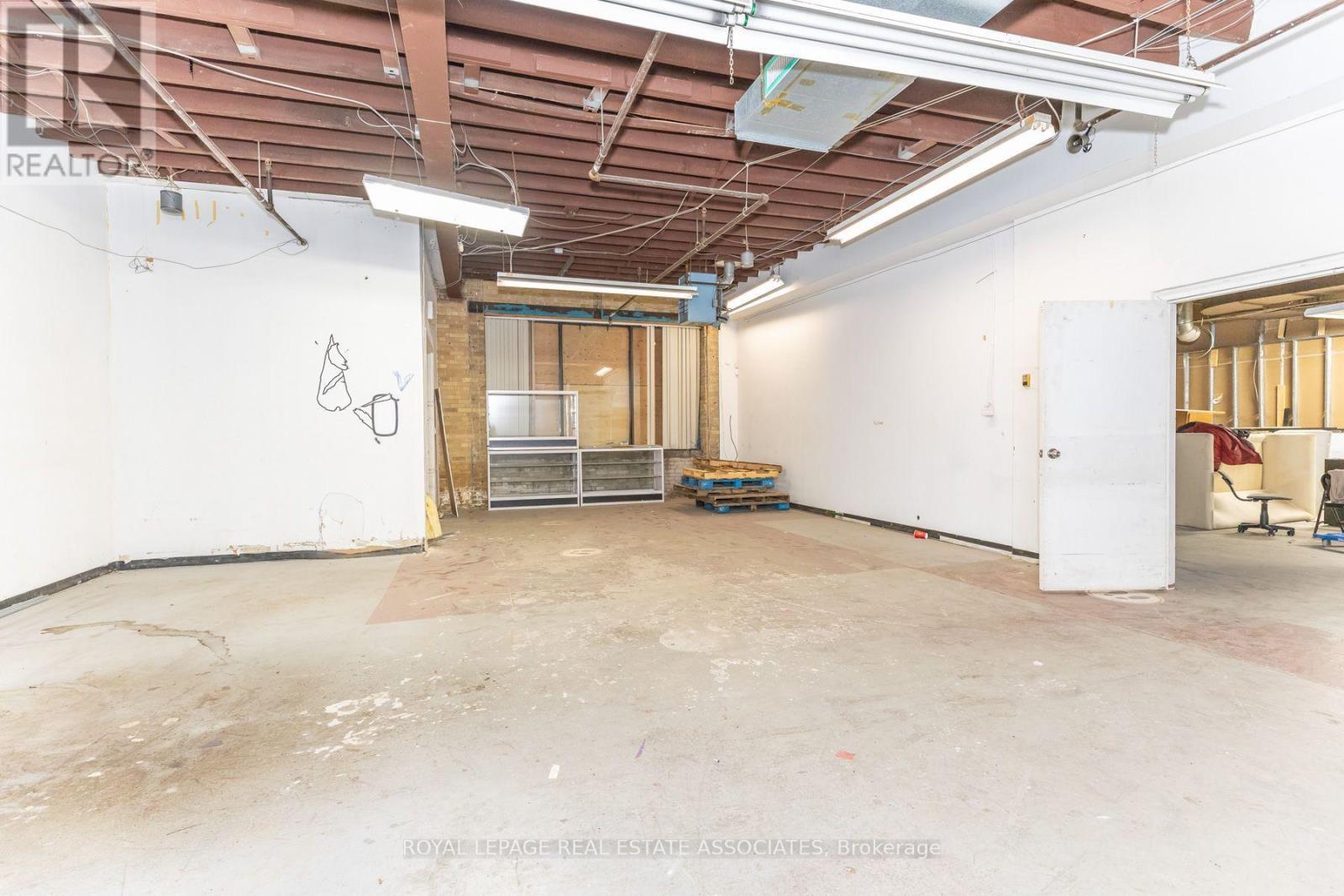 Unit A - 381 Richmond Street E Property Photo 2
