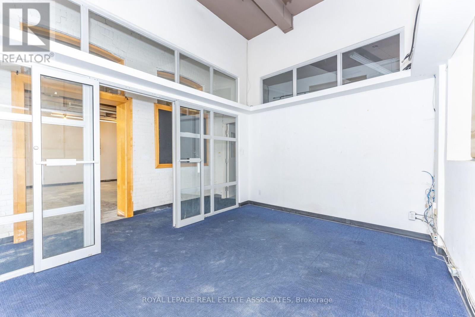Unit A - 381 Richmond Street E Property Photo 7