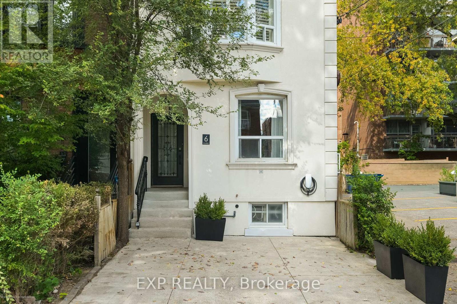 6 Louise Avenue Property Photo 2