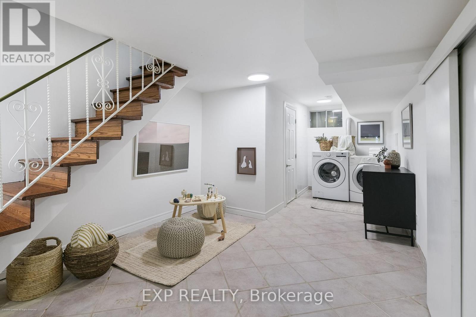 6 Louise Avenue Property Photo 27