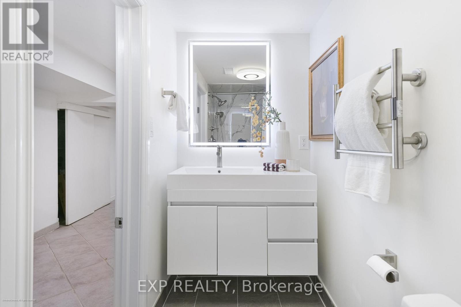 6 Louise Avenue Property Photo 29