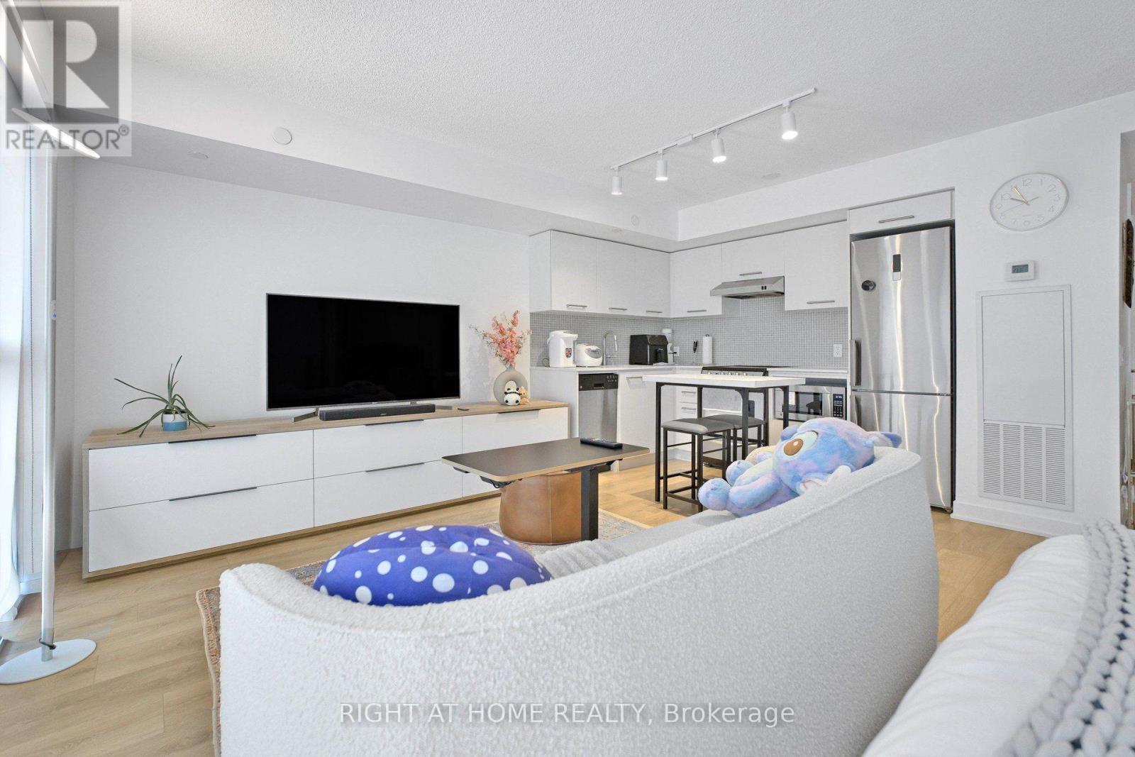 1406 - 87 Peter Street Property Photo 20