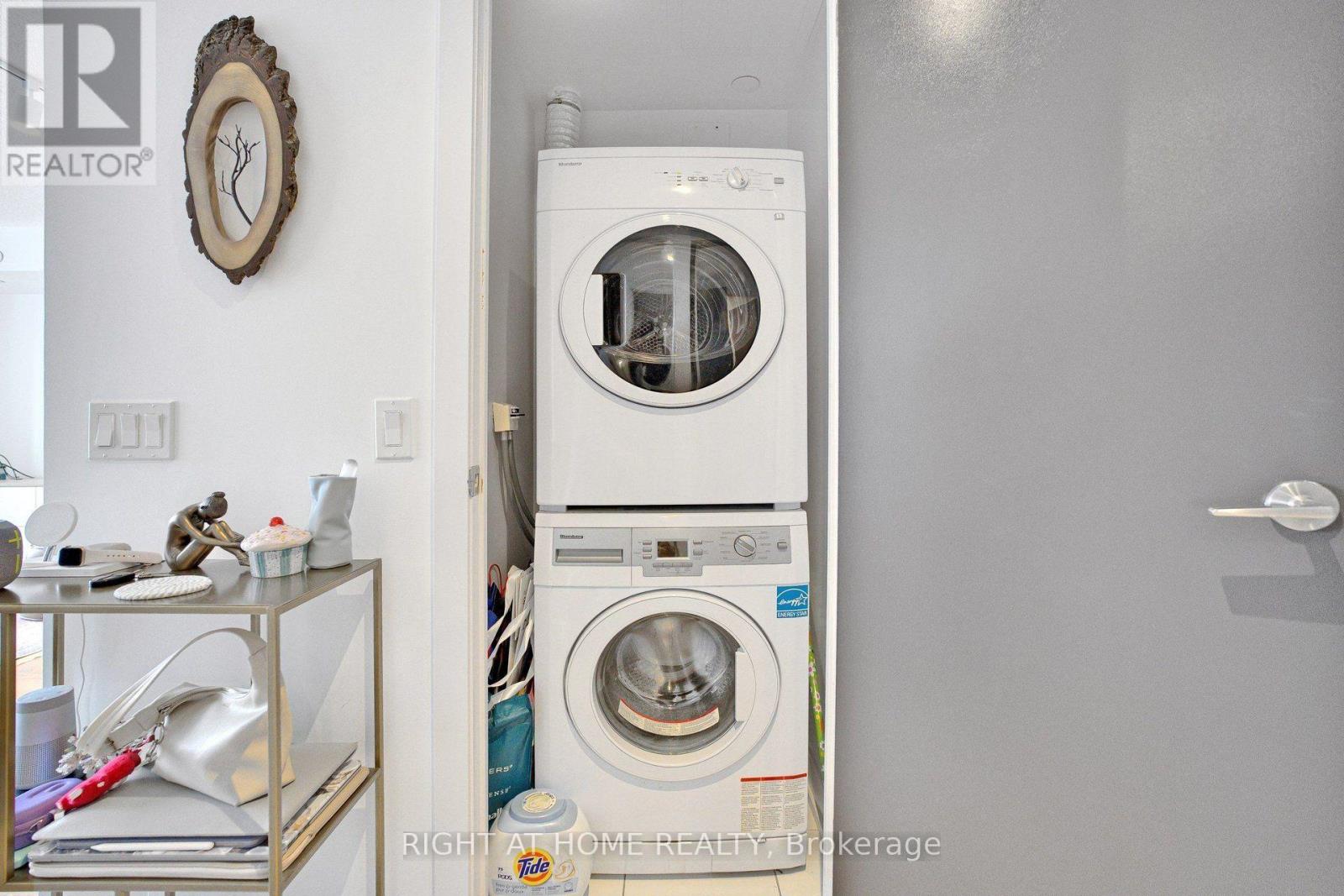 1406 - 87 Peter Street Property Photo 24