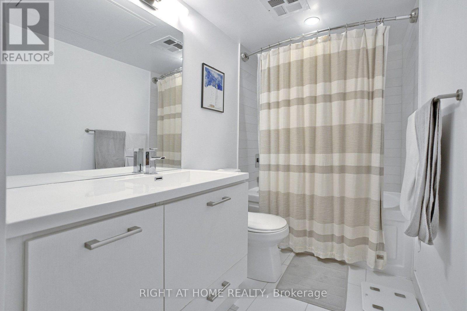 1406 - 87 Peter Street Property Photo 25