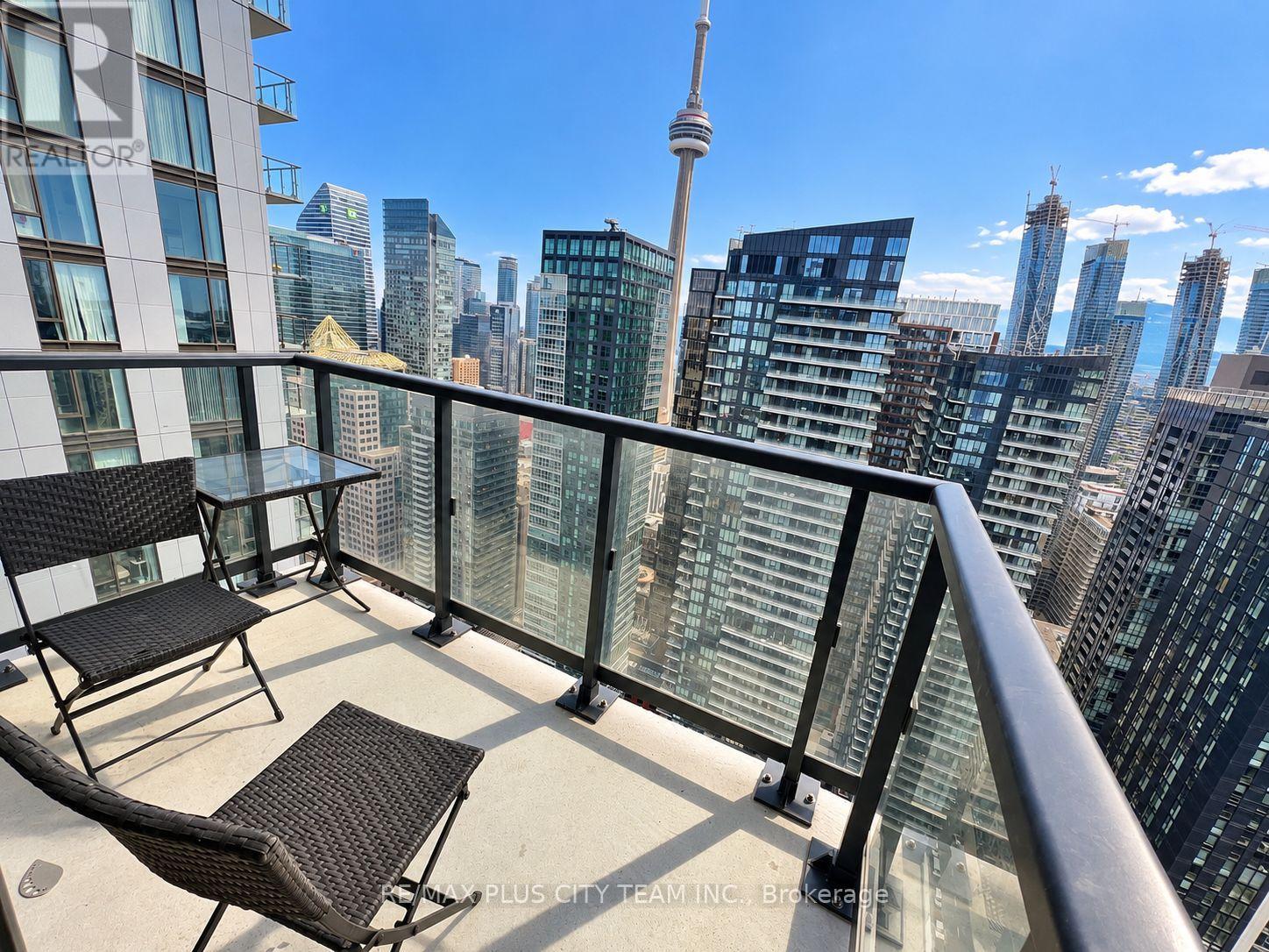4613 - 87 PETER STREET Property Photo 1