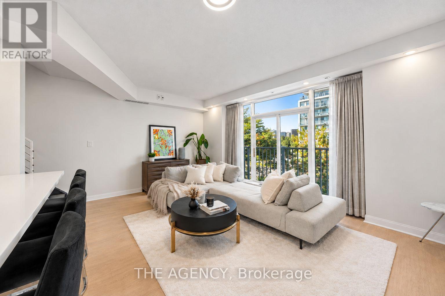 667 - 38 Stadium Road Property Photo 4