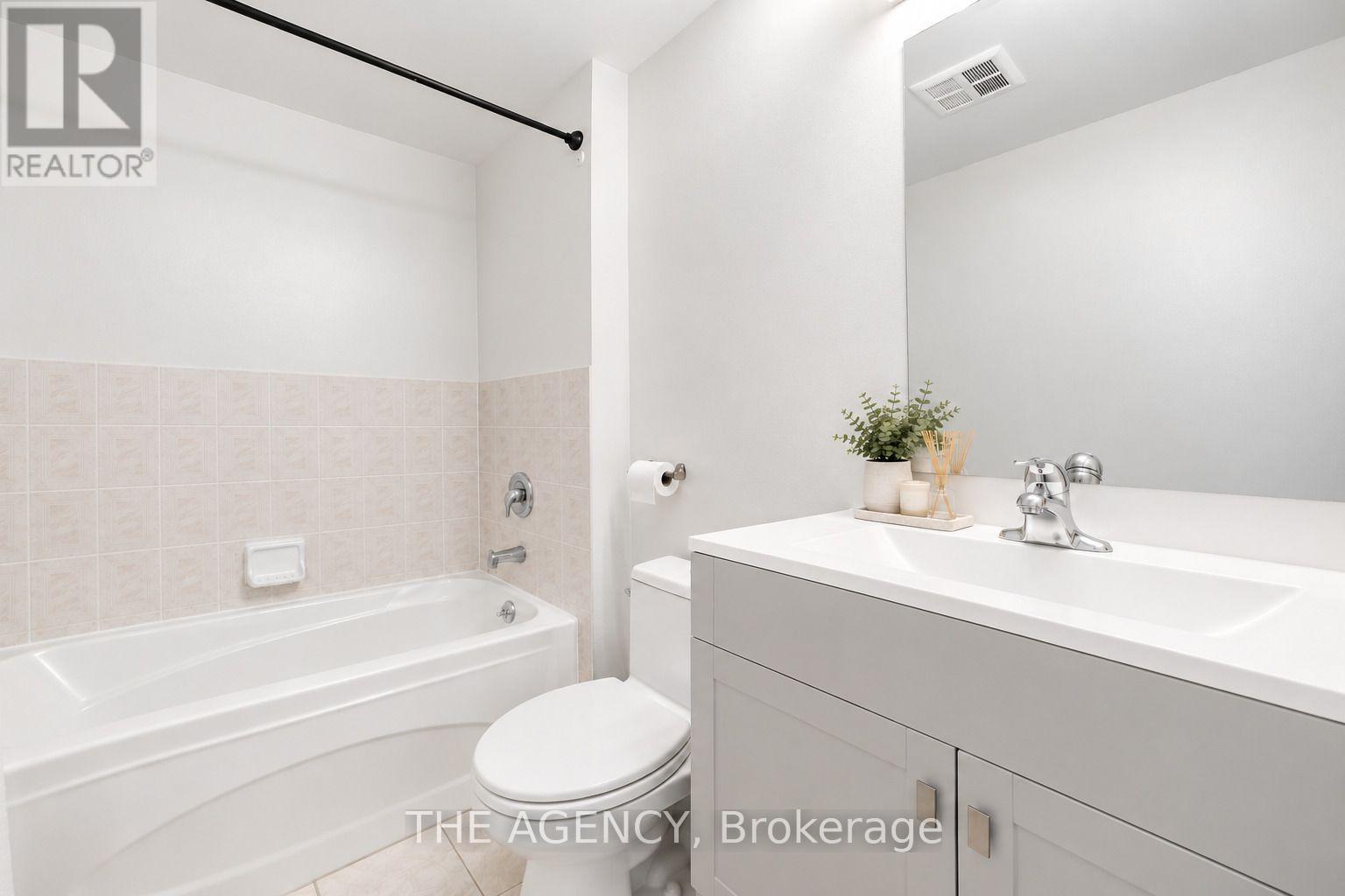 667 - 38 Stadium Road Property Photo 10