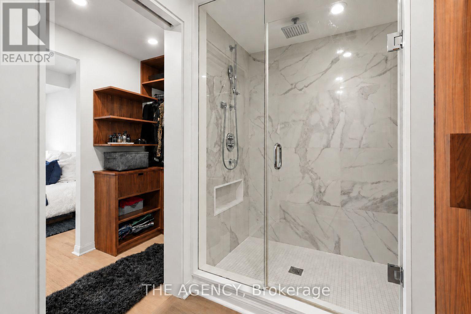 667 - 38 Stadium Road Property Photo 18
