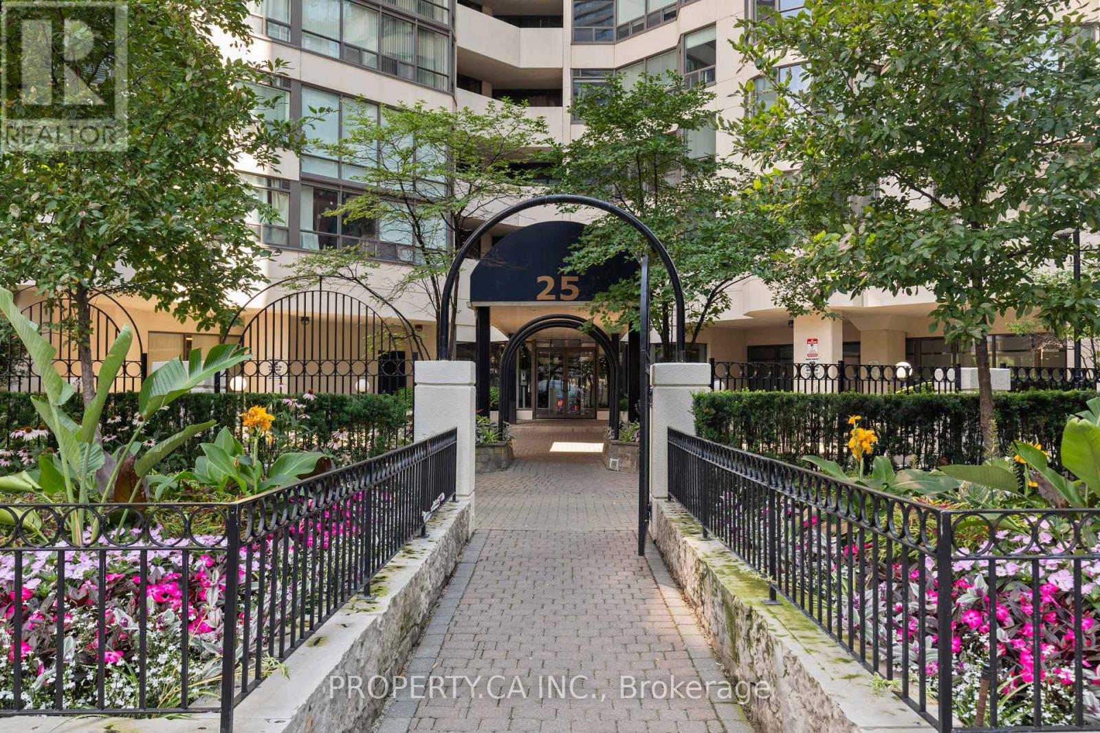 601 - 25 Maitland Street Property Photo 25