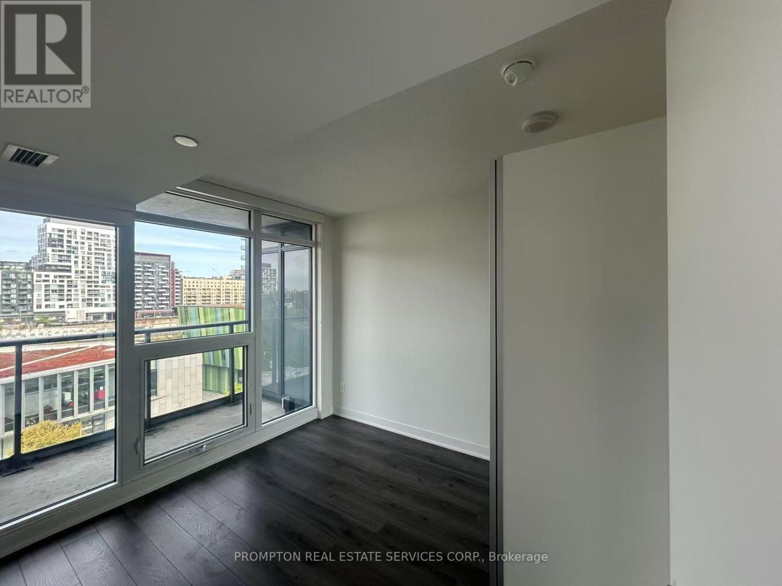703 - 80 Queens Wharf Road Property Photo 17
