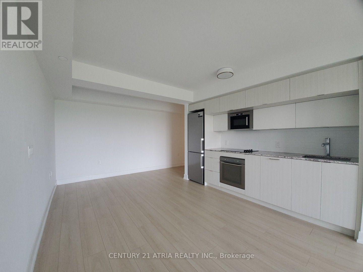 2424 - 585 Bloor Street E Property Photo 5