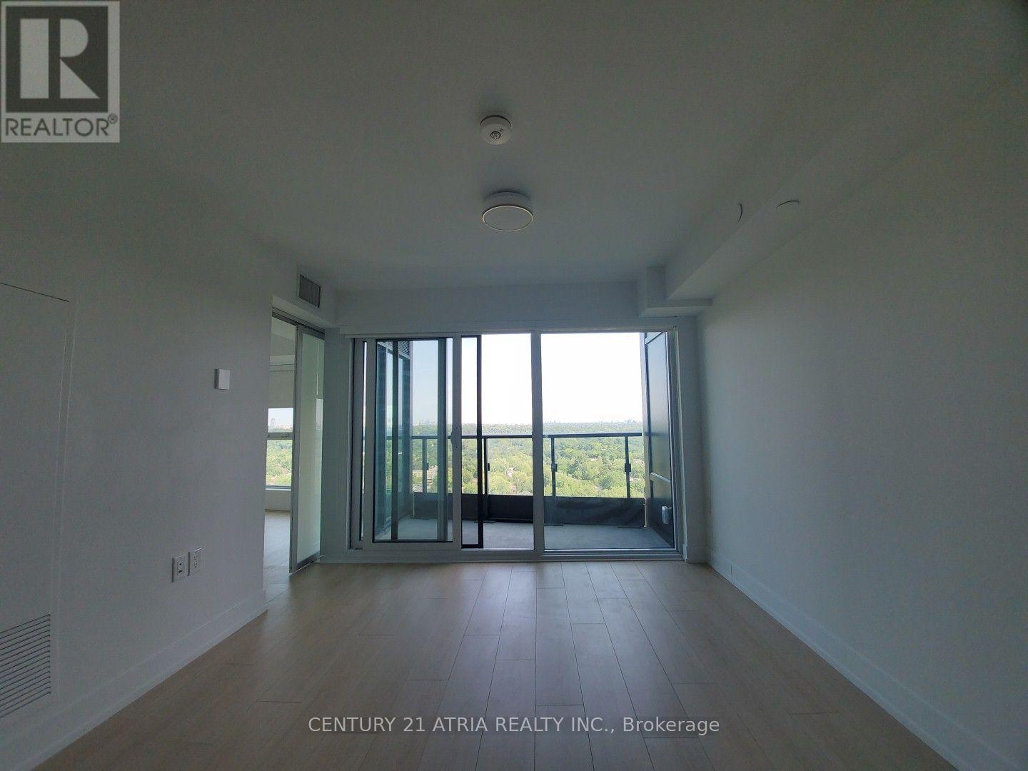 2424 - 585 Bloor Street E Property Photo 7