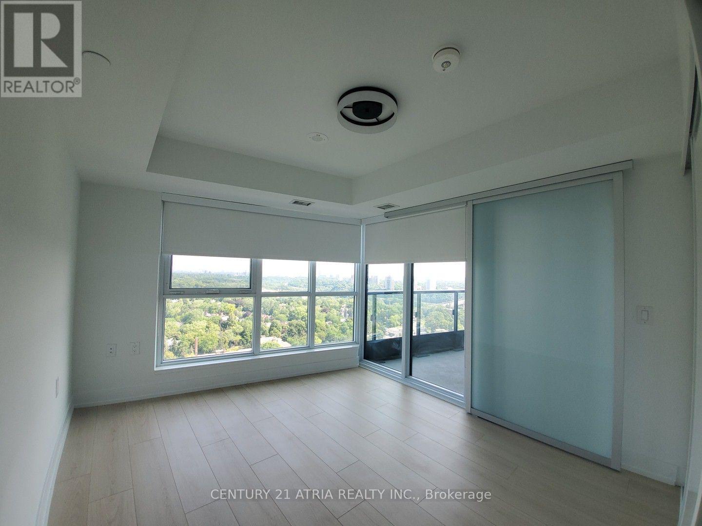 2424 - 585 Bloor Street E Property Photo 10