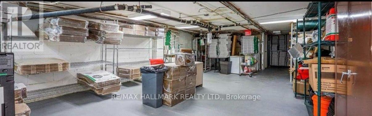 4920 Yonge Street Property Photo 6
