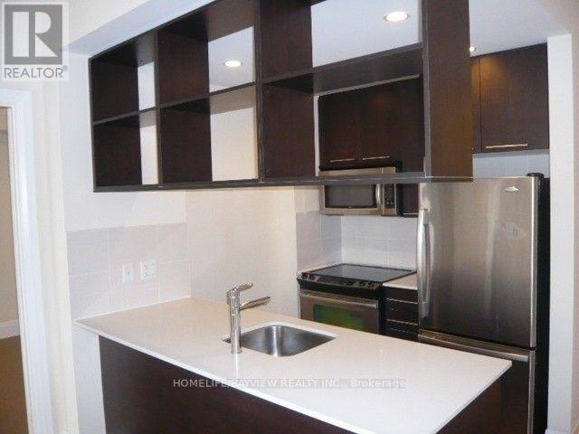 1708 - 100 Harrison Garden Boulevard Property Photo 6
