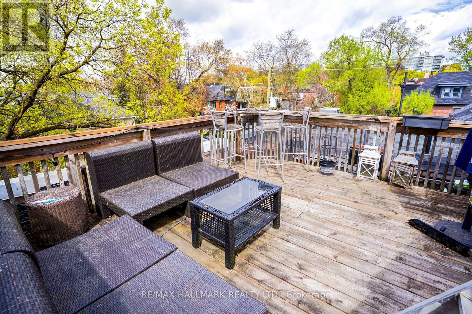 282 Avenue Road Property Photo 46