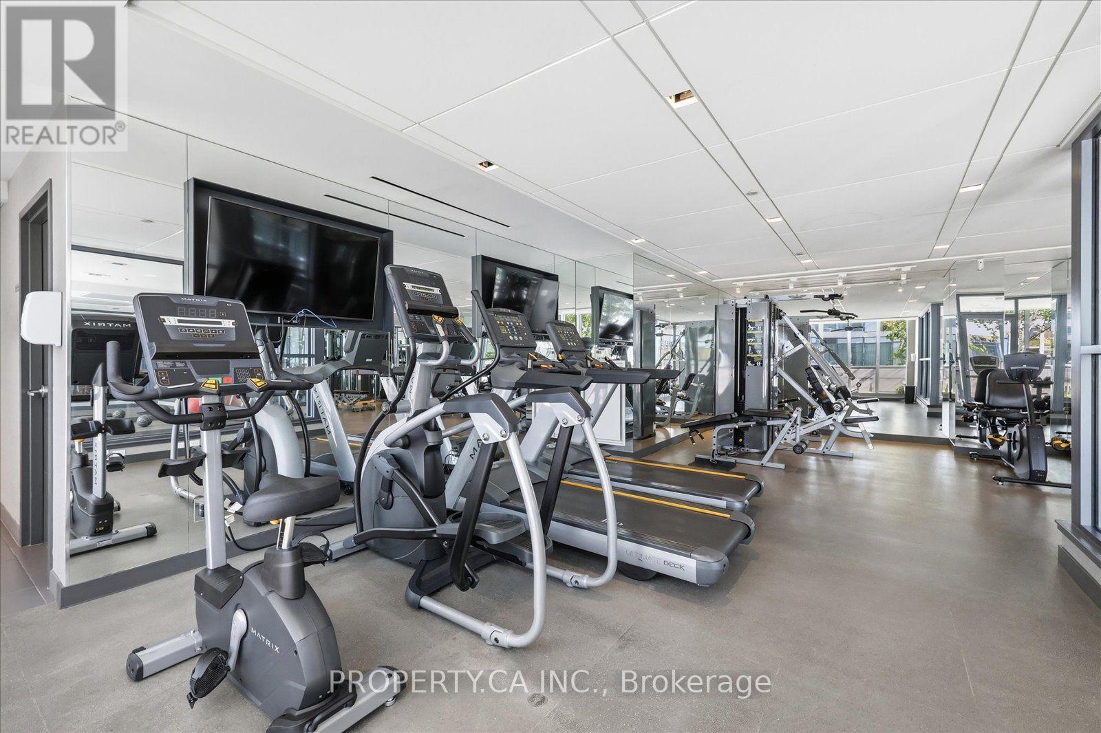 606 - 210 Simcoe Street Property Photo 22