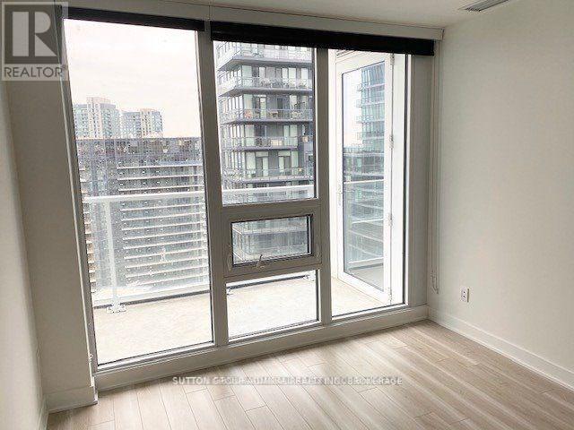 3015 - 19 Bathurst Street Property Photo 6