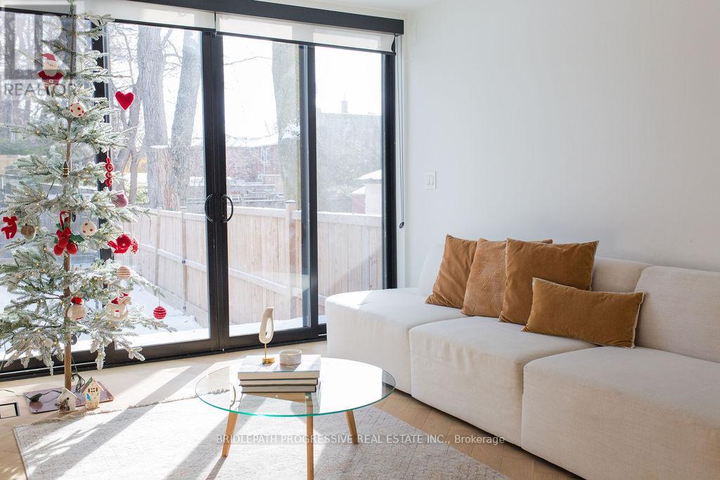 127 Glenvale Boulevard Property Photo 10