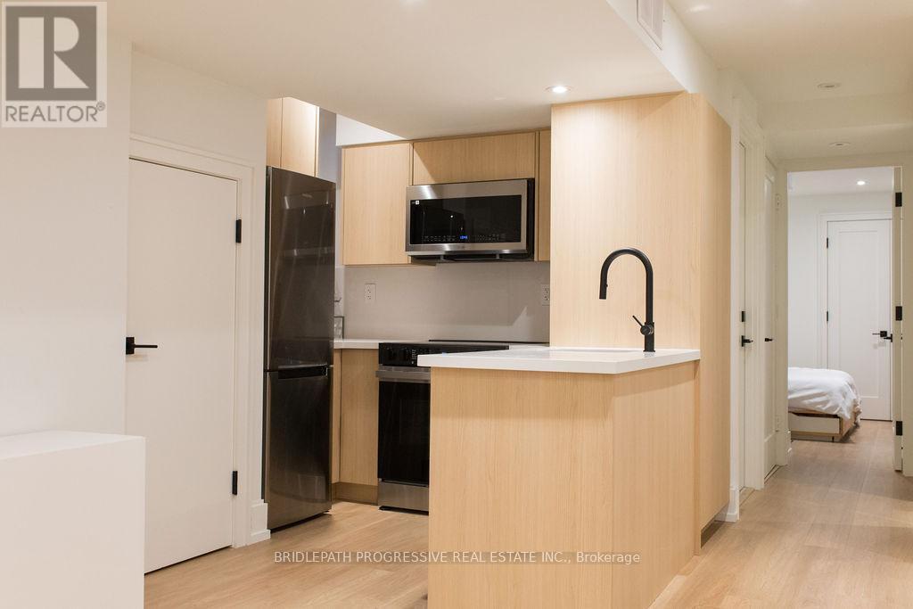 127 Glenvale Boulevard Property Photo 24
