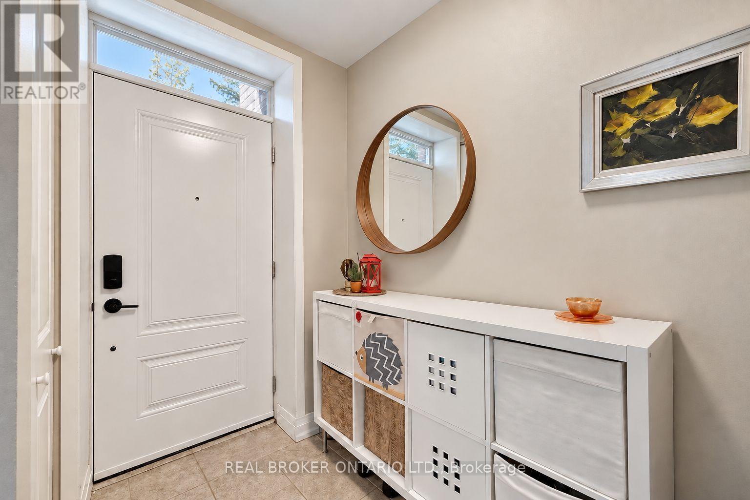 3 - 69 Upper Canada Drive Property Photo 6
