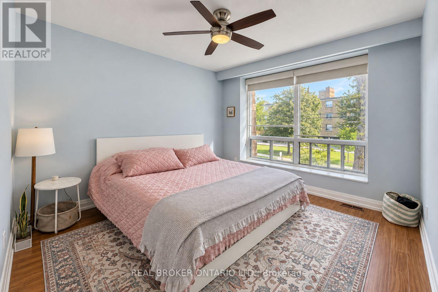 3 - 69 Upper Canada Drive Property Photo 21