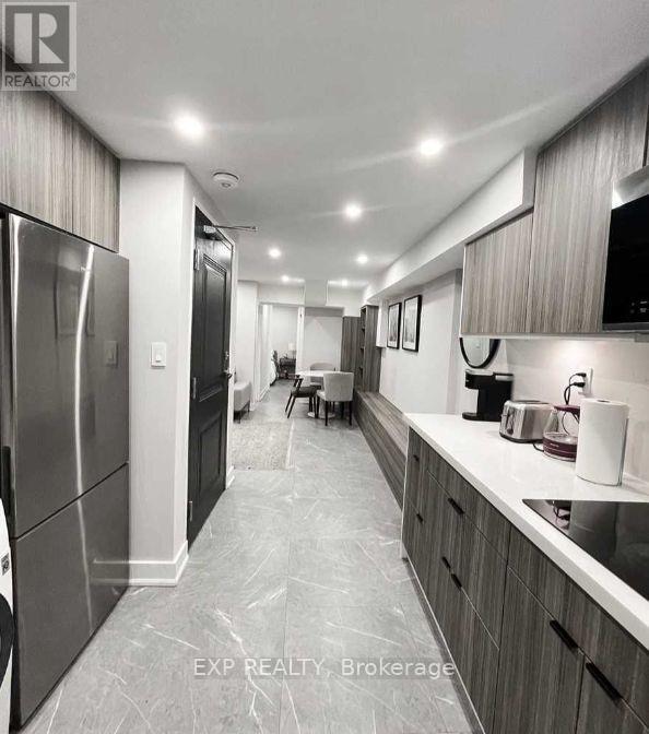 4 - 271 Ontario Street Property Photo 4