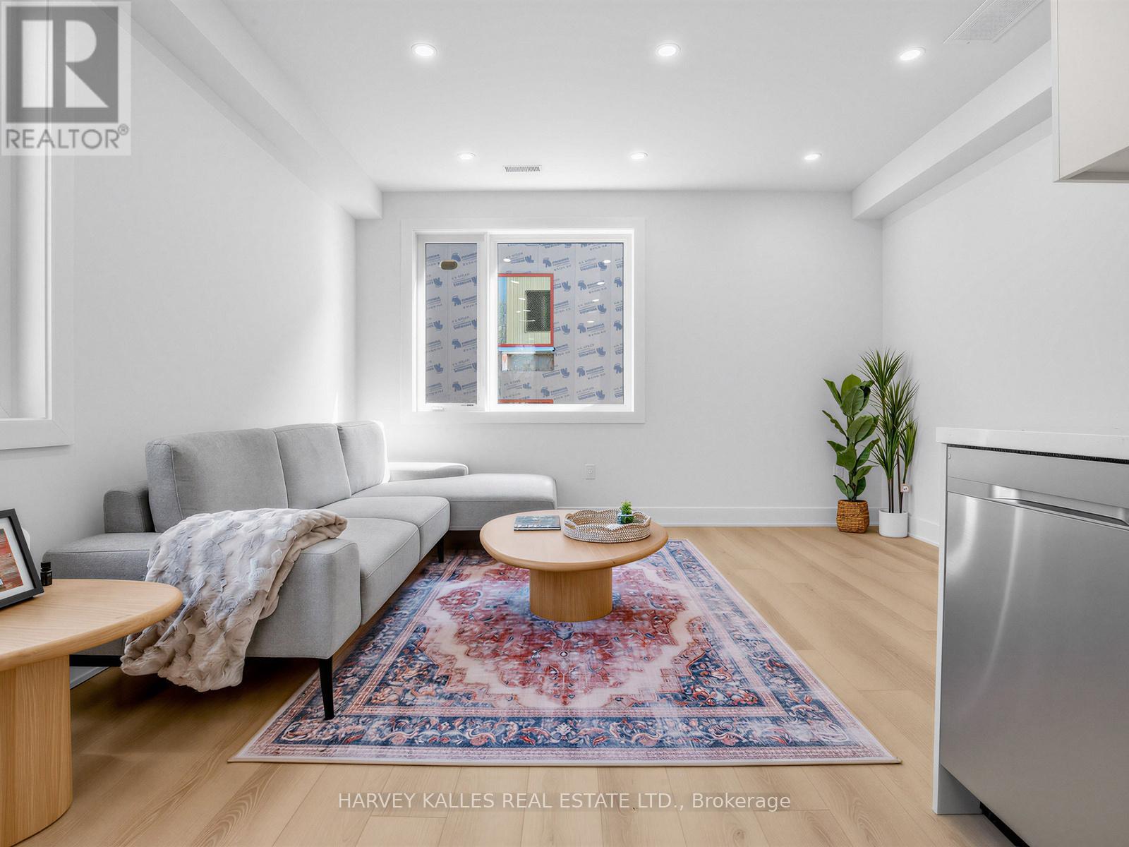 1a - 45 Bellevue Avenue Property Photo 6