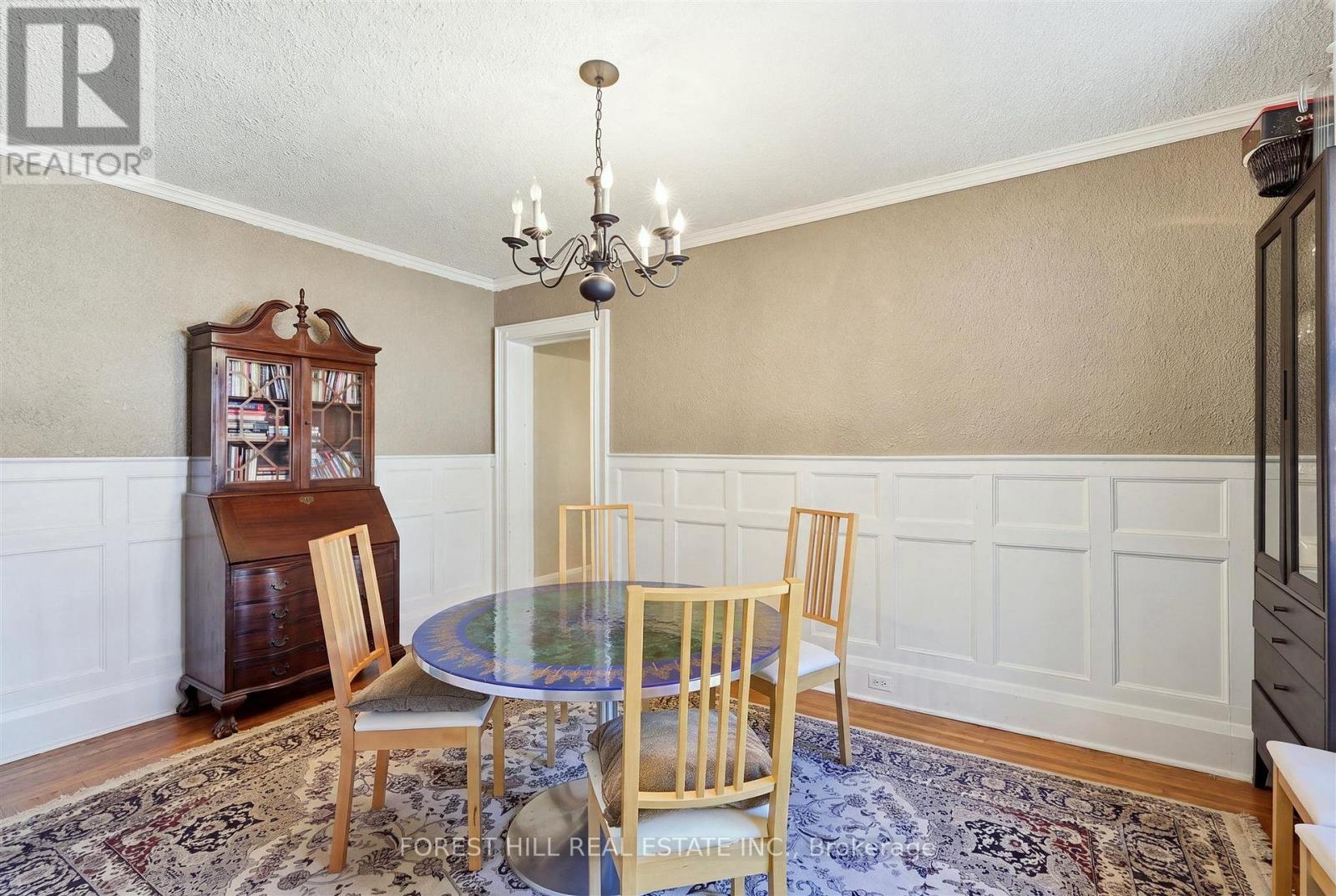 Unit A - 1070 Avenue Road Property Photo 20