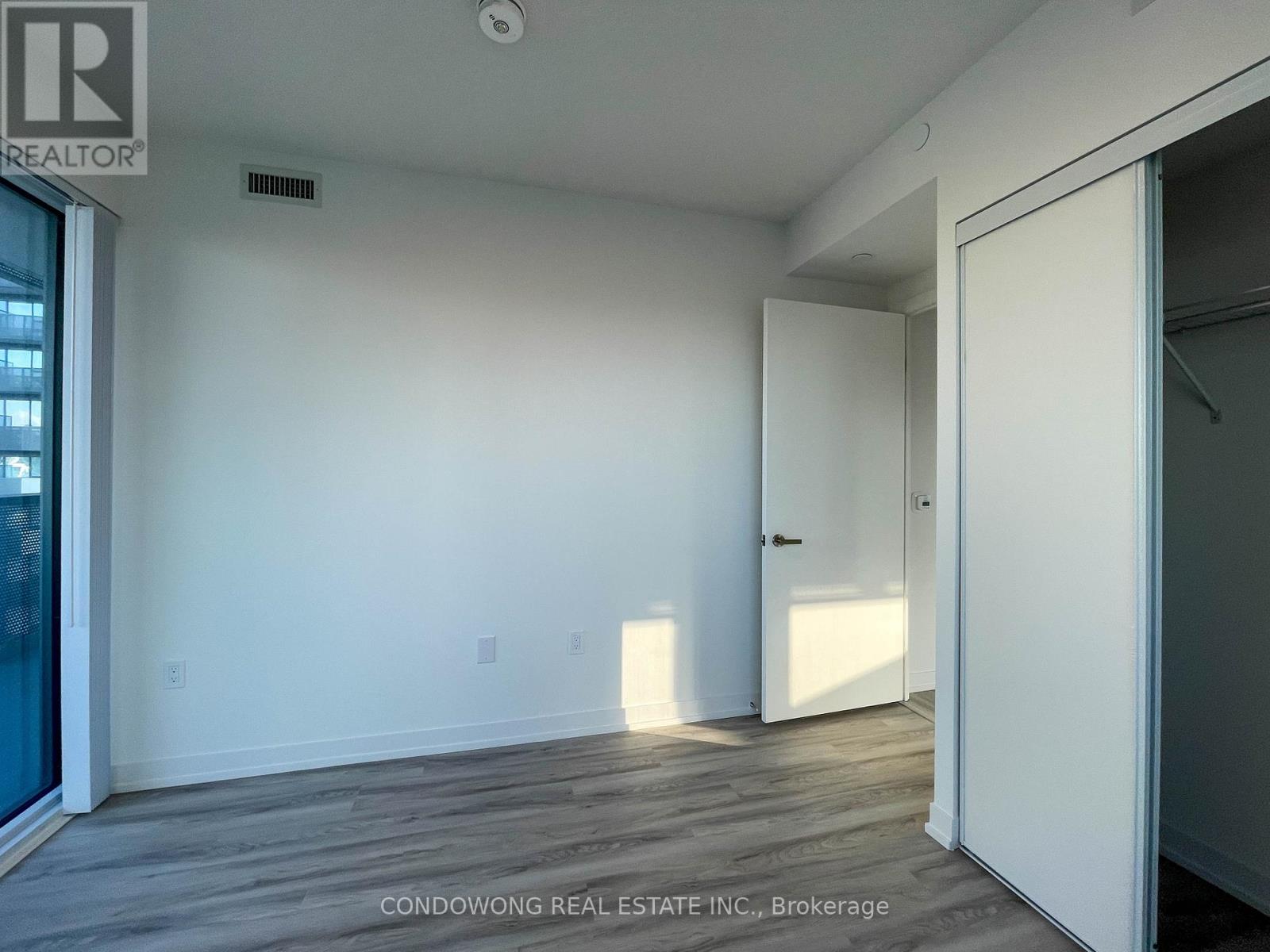 2105 - 55 Cooper Street Property Photo 9