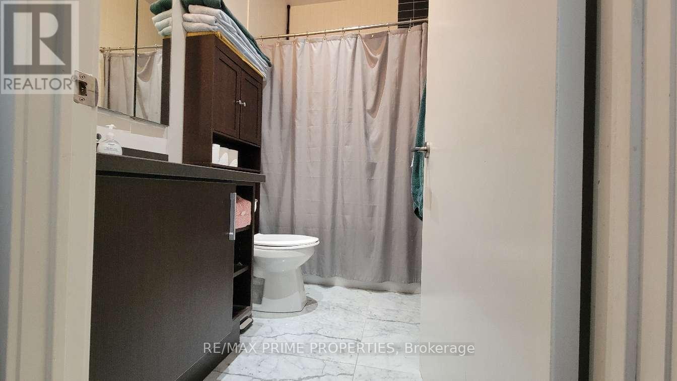 Ph 02 - 50 Bruyeres Mews Property Photo 16