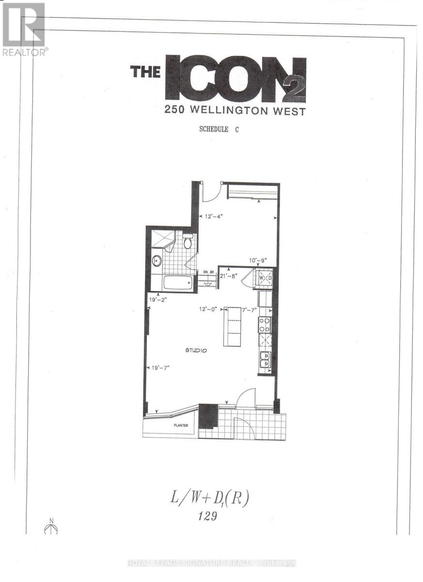 127 - 250 Wellington Street W Property Photo 3