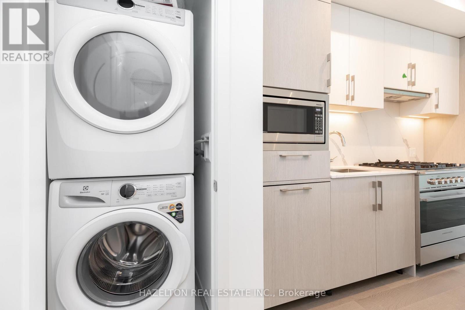 603 - 8 Manor Road W Property Photo 24