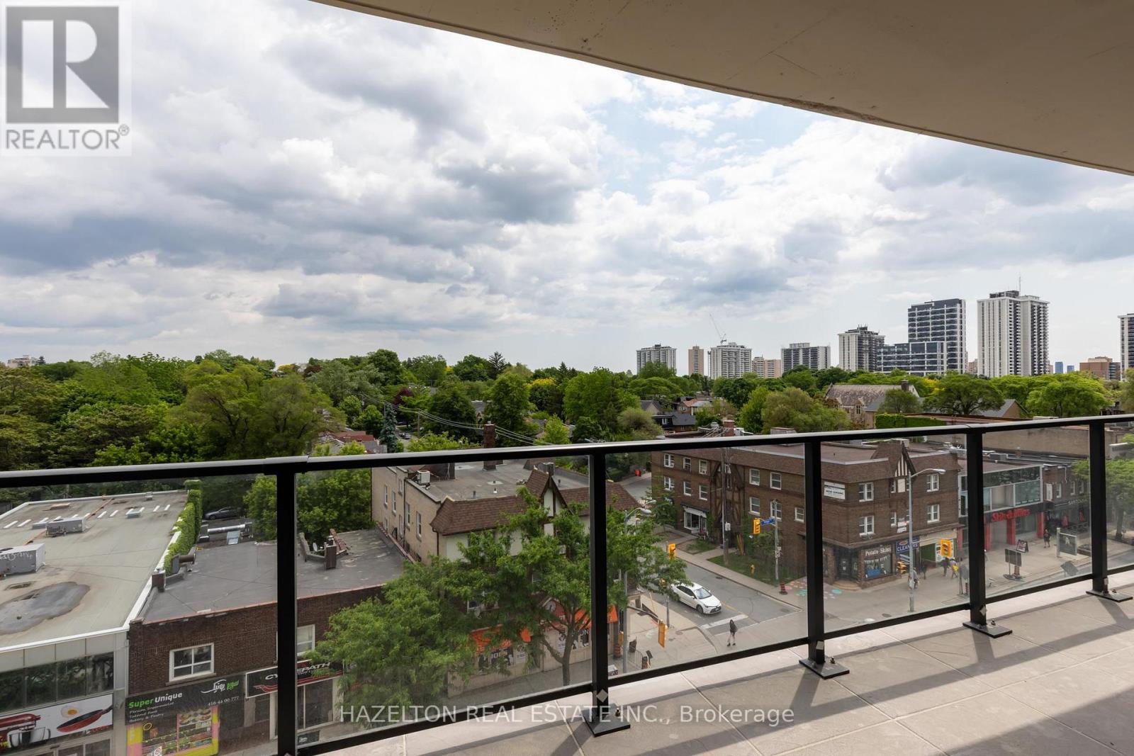 603 - 8 Manor Road W Property Photo 25