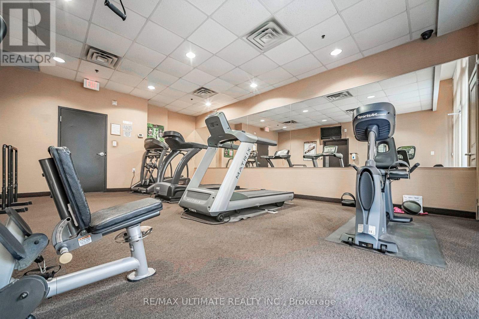 513 - 872 Sheppard Avenue W Property Photo 27