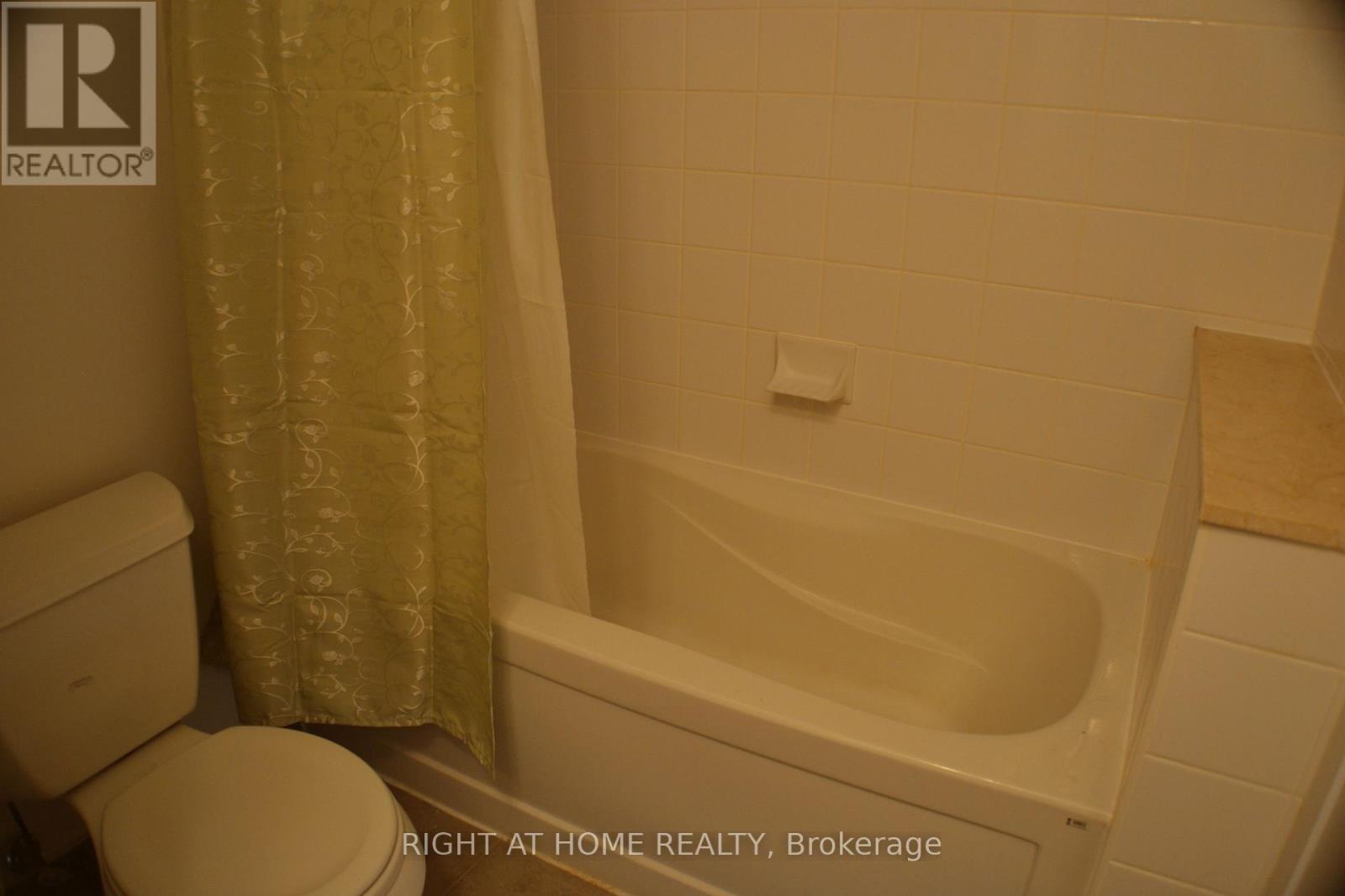 2306 - 215 Fort York Boulevard Property Photo 14