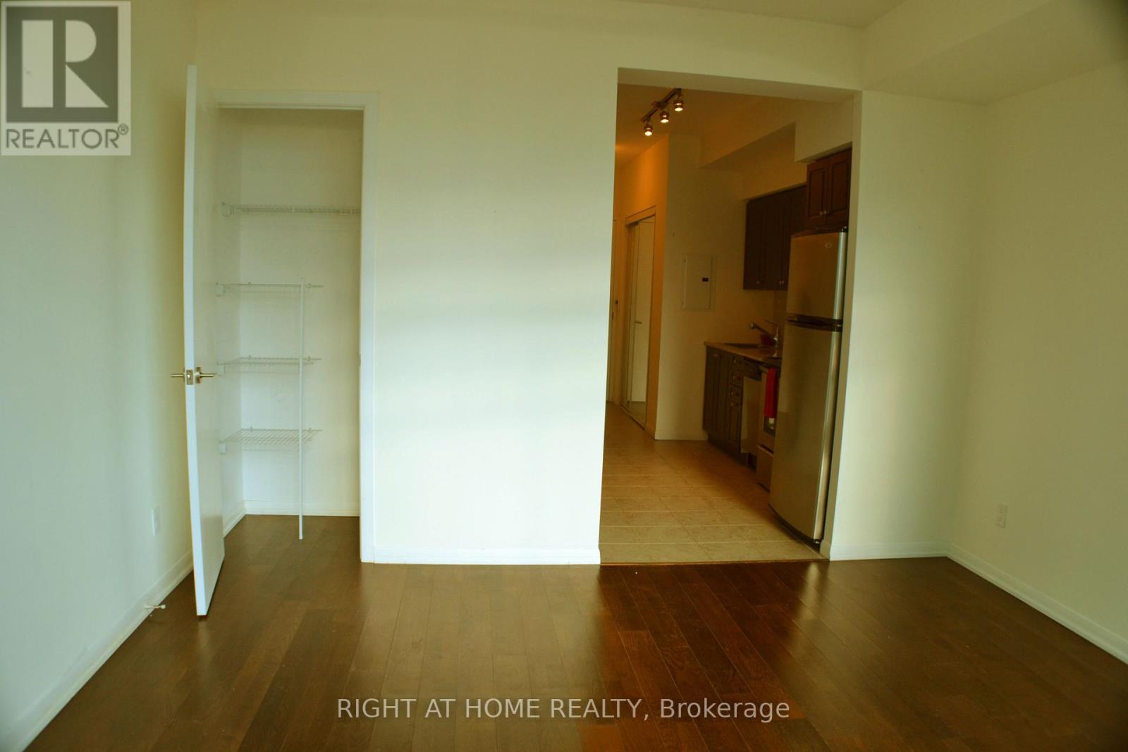 2306 - 215 Fort York Boulevard Property Photo 17