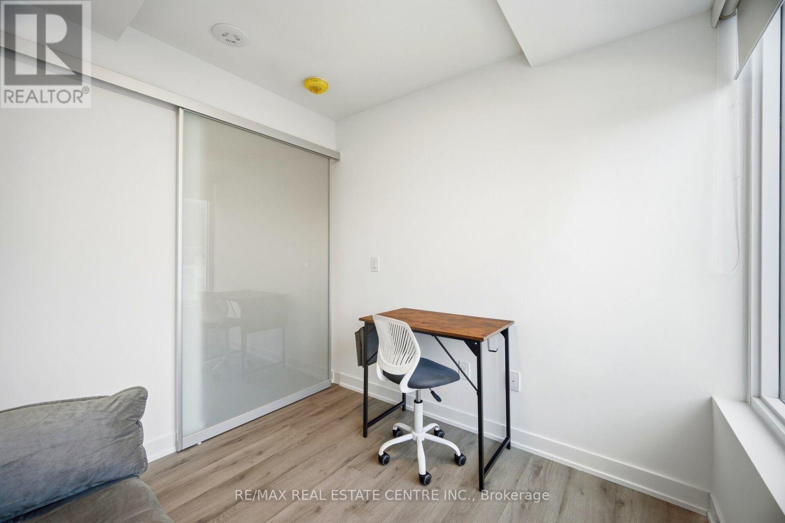 2715 - 252 Church Street Property Photo 24