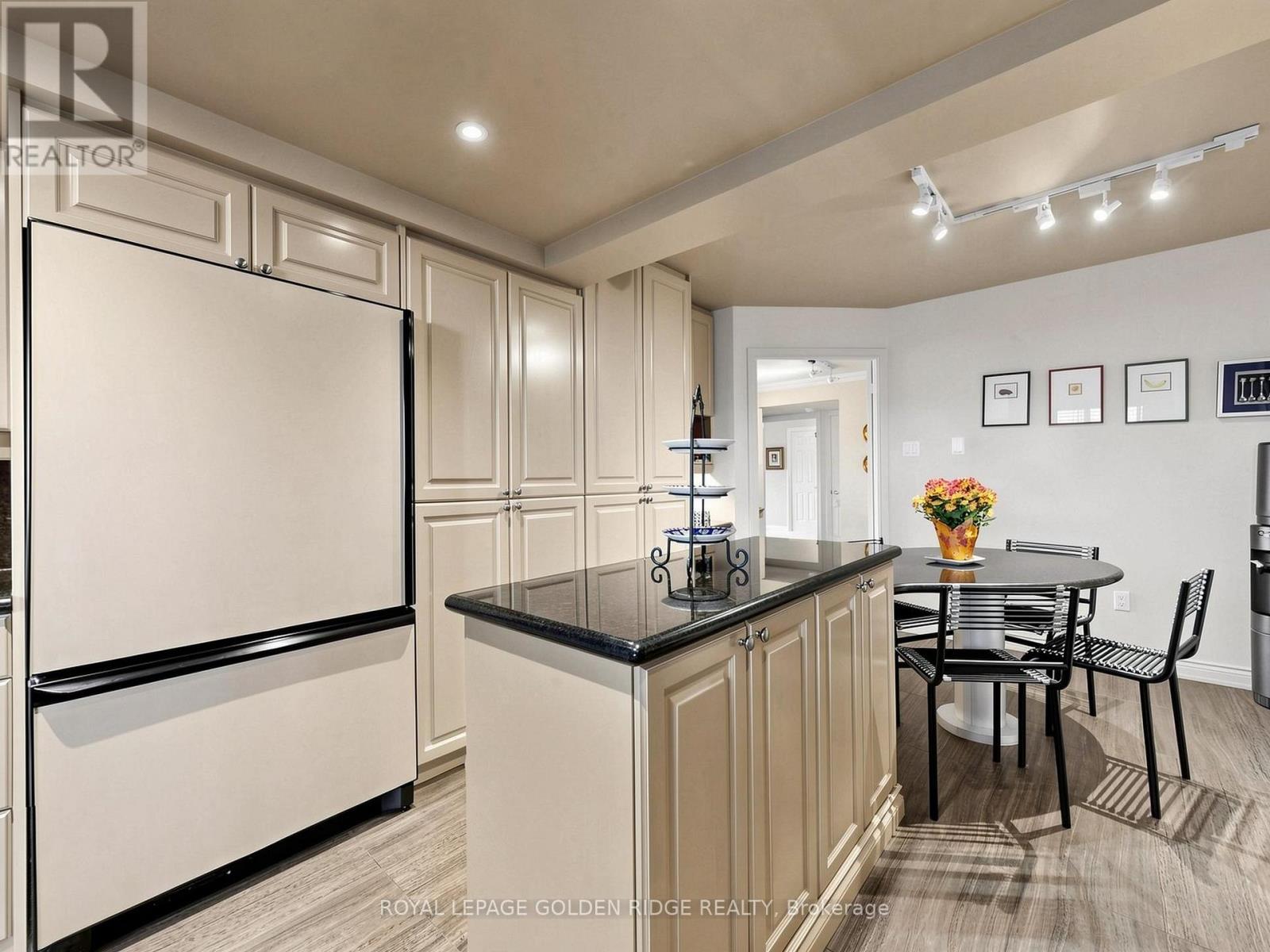 1002 - 65 Spring Garden Avenue Property Photo 16