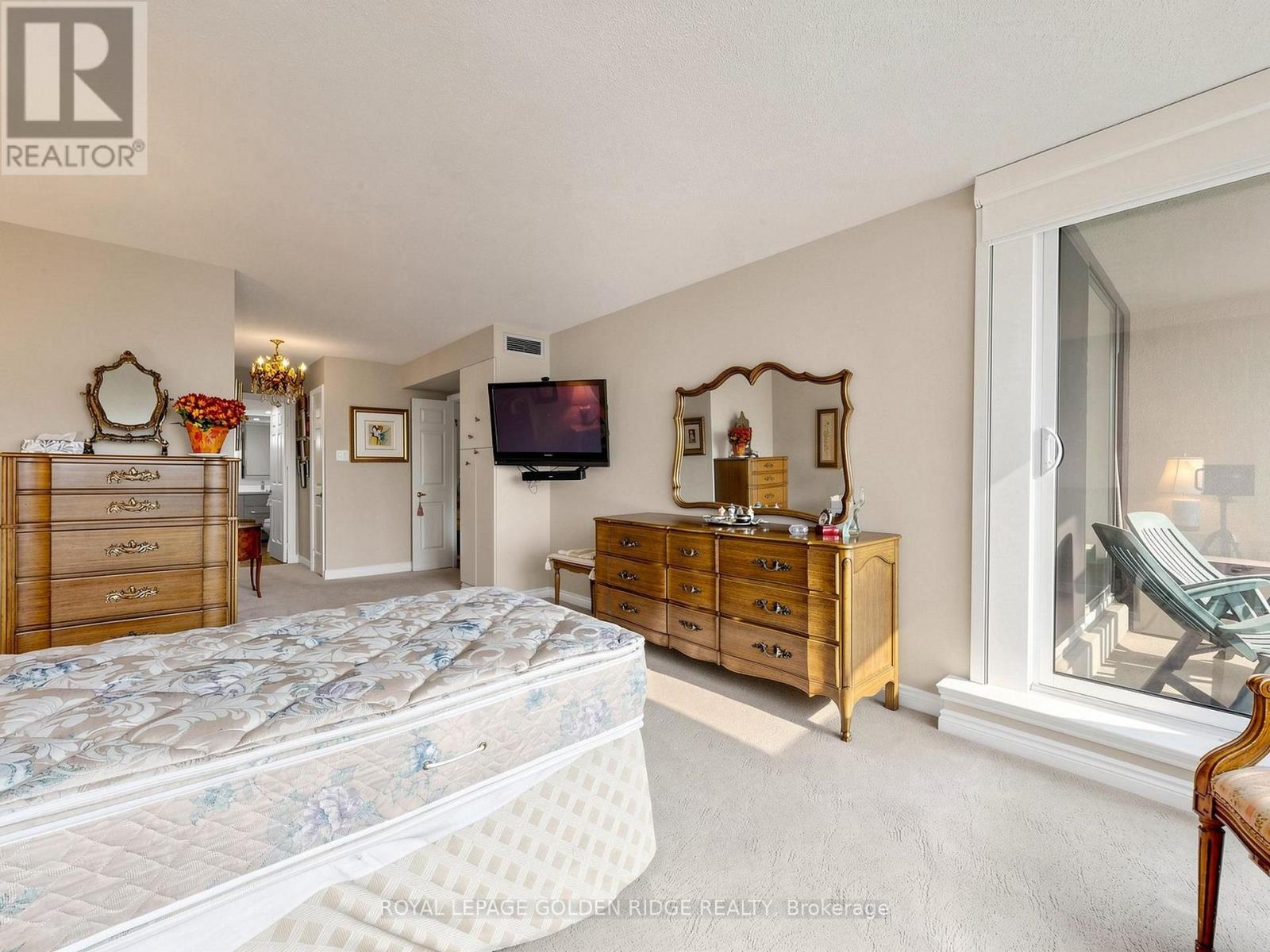 1002 - 65 Spring Garden Avenue Property Photo 24