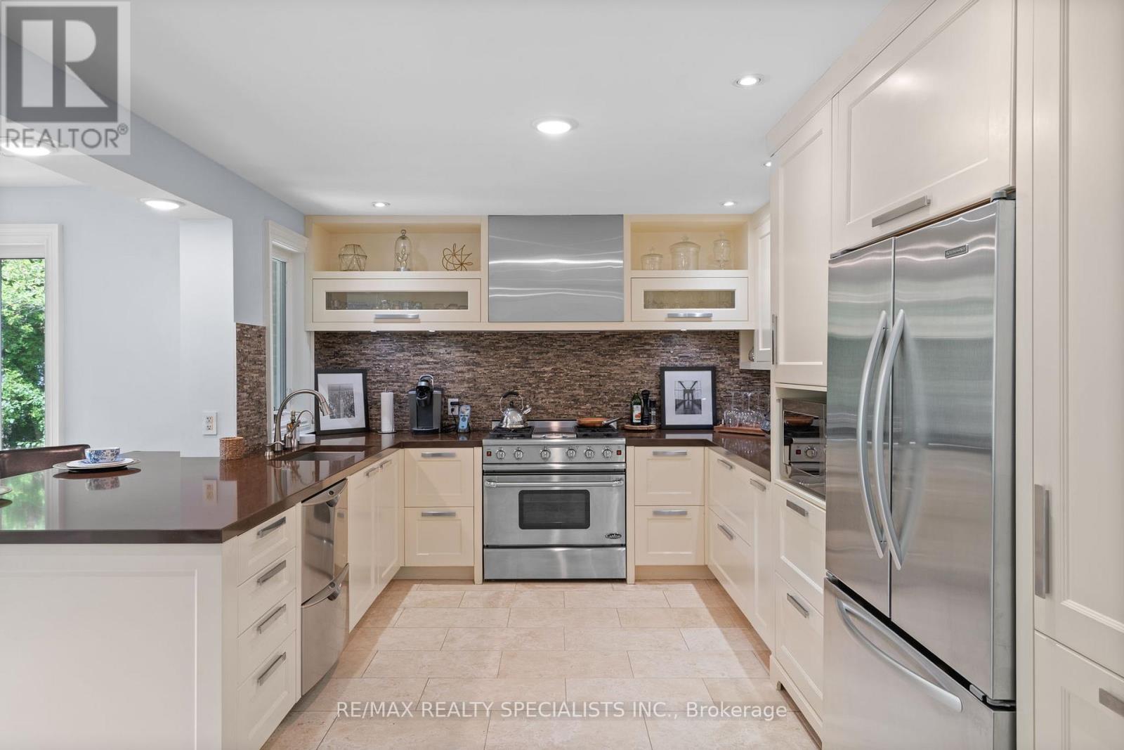 42 Heathview Avenue Property Photo 16