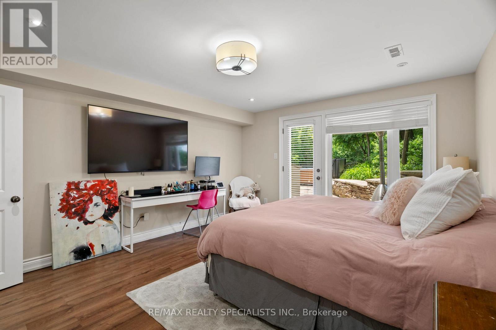 42 Heathview Avenue Property Photo 29