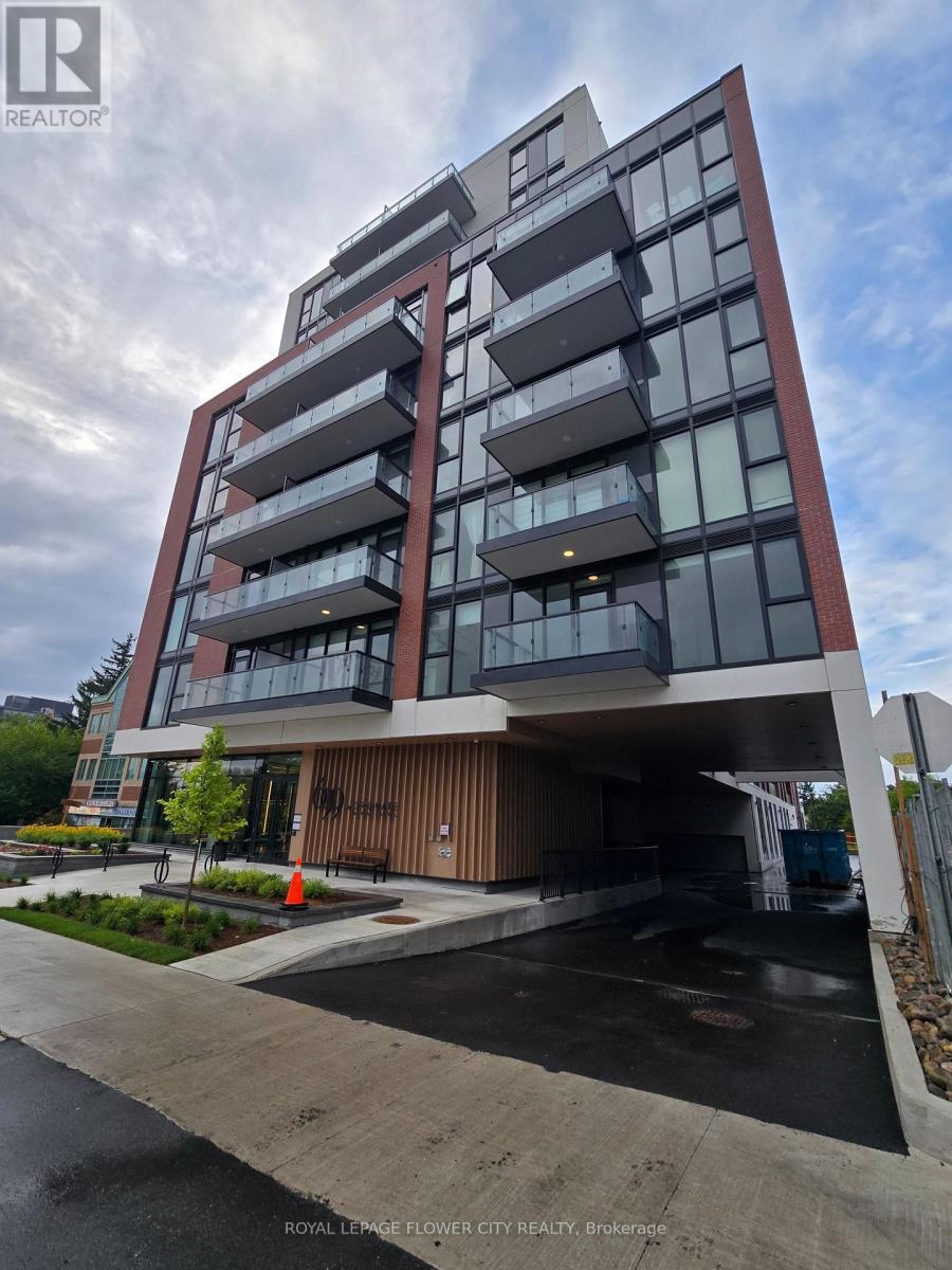 509 - 699 Sheppard Avenue Property Photo 1