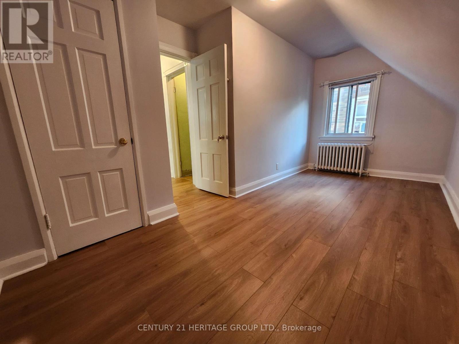 3 - 1356 Avenue Road Property Photo 6