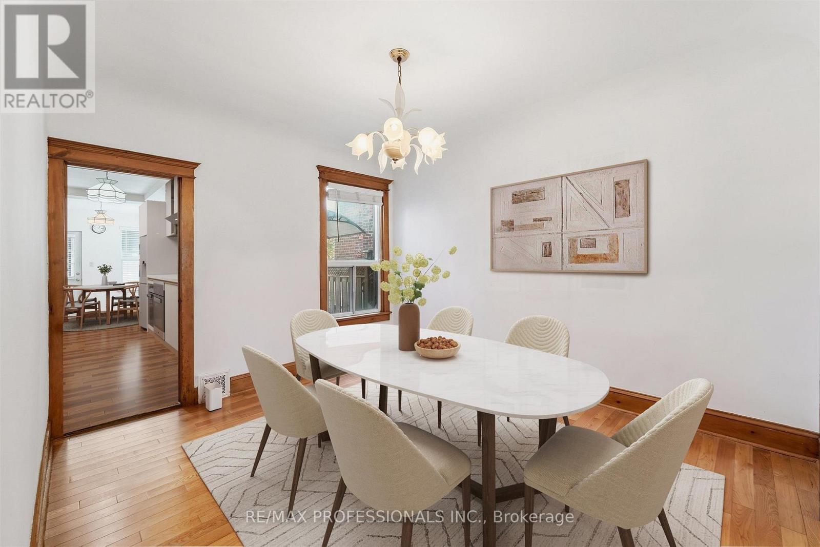 227 Montrose Avenue Property Photo 13