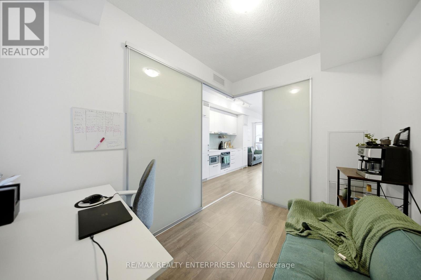 2510 - 87 Peter Street Property Photo 12