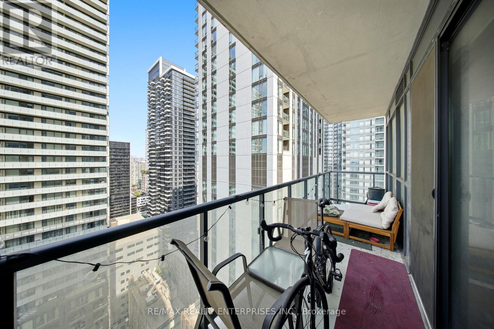 2510 - 87 Peter Street Property Photo 16