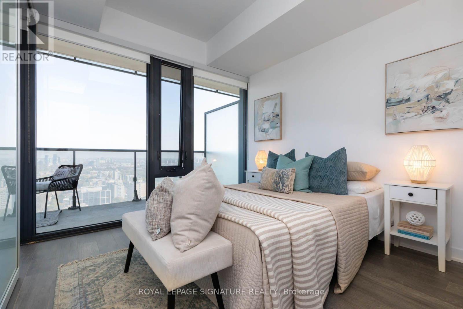 2805 - 185 Roehampton Avenue Property Photo 16
